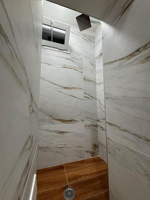 Domus Miraculi: Casa Storica Nel Cuore Di Napoli ภายนอก รูปภาพ