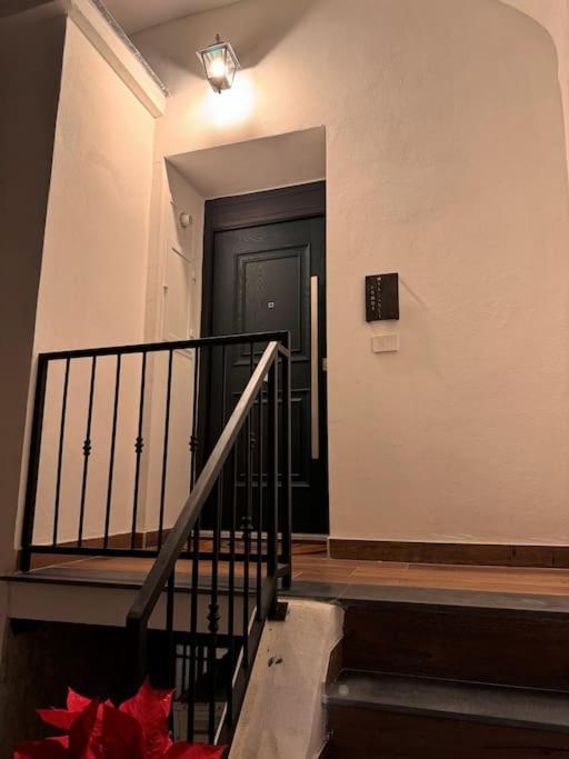 Domus Miraculi: Casa Storica Nel Cuore Di Napoli ภายนอก รูปภาพ